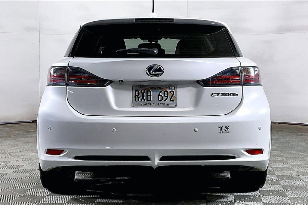 Used 2013 Lexus CT 200h FWD image 3