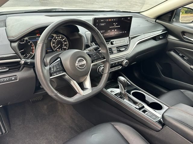 Certified 2024 Nissan Altima 2.5 SR w/ SR Premium Package AWD/4WD image 32