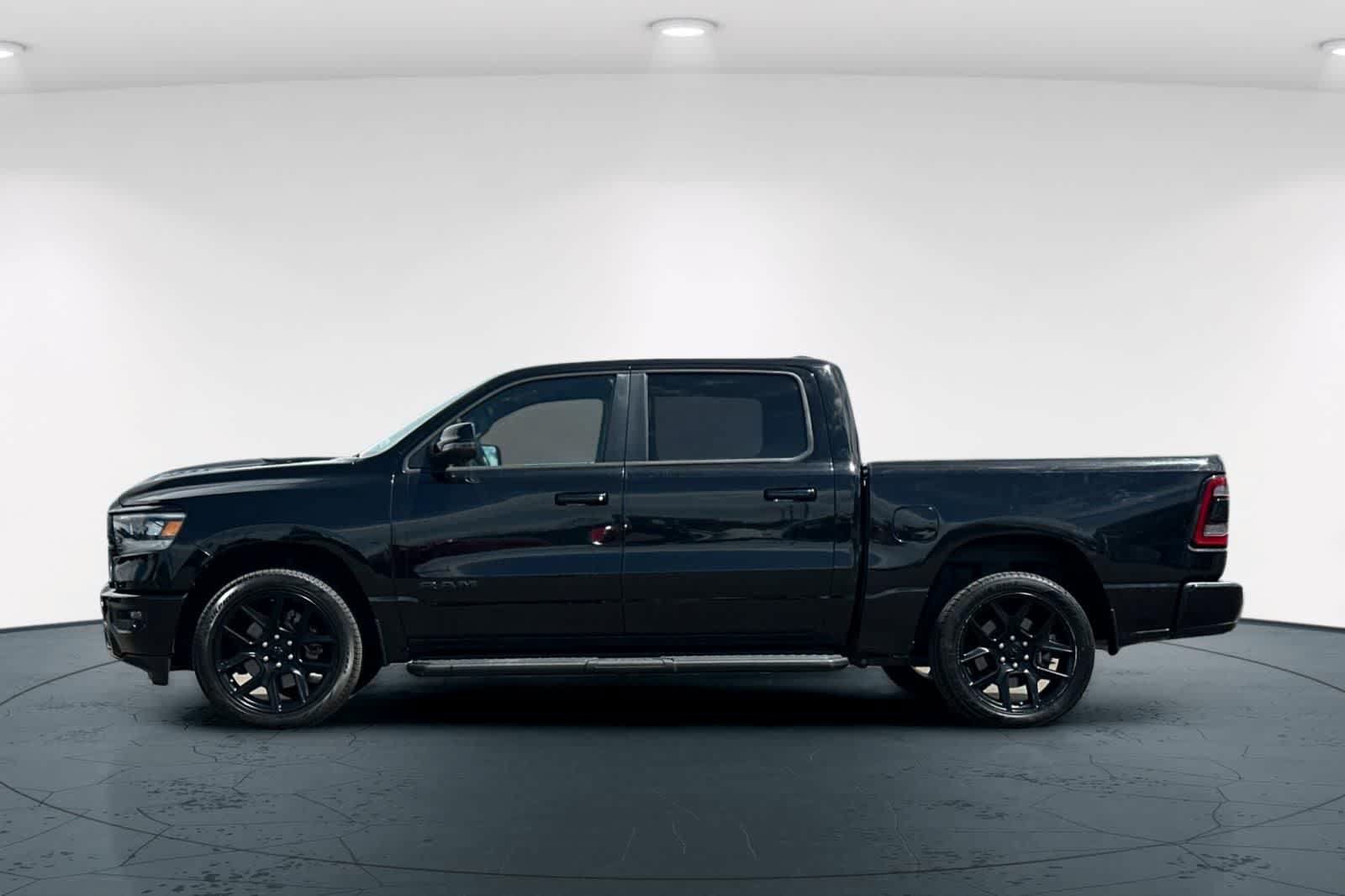 Used 2023 RAM 1500 Laramie AWD/4WD image 9
