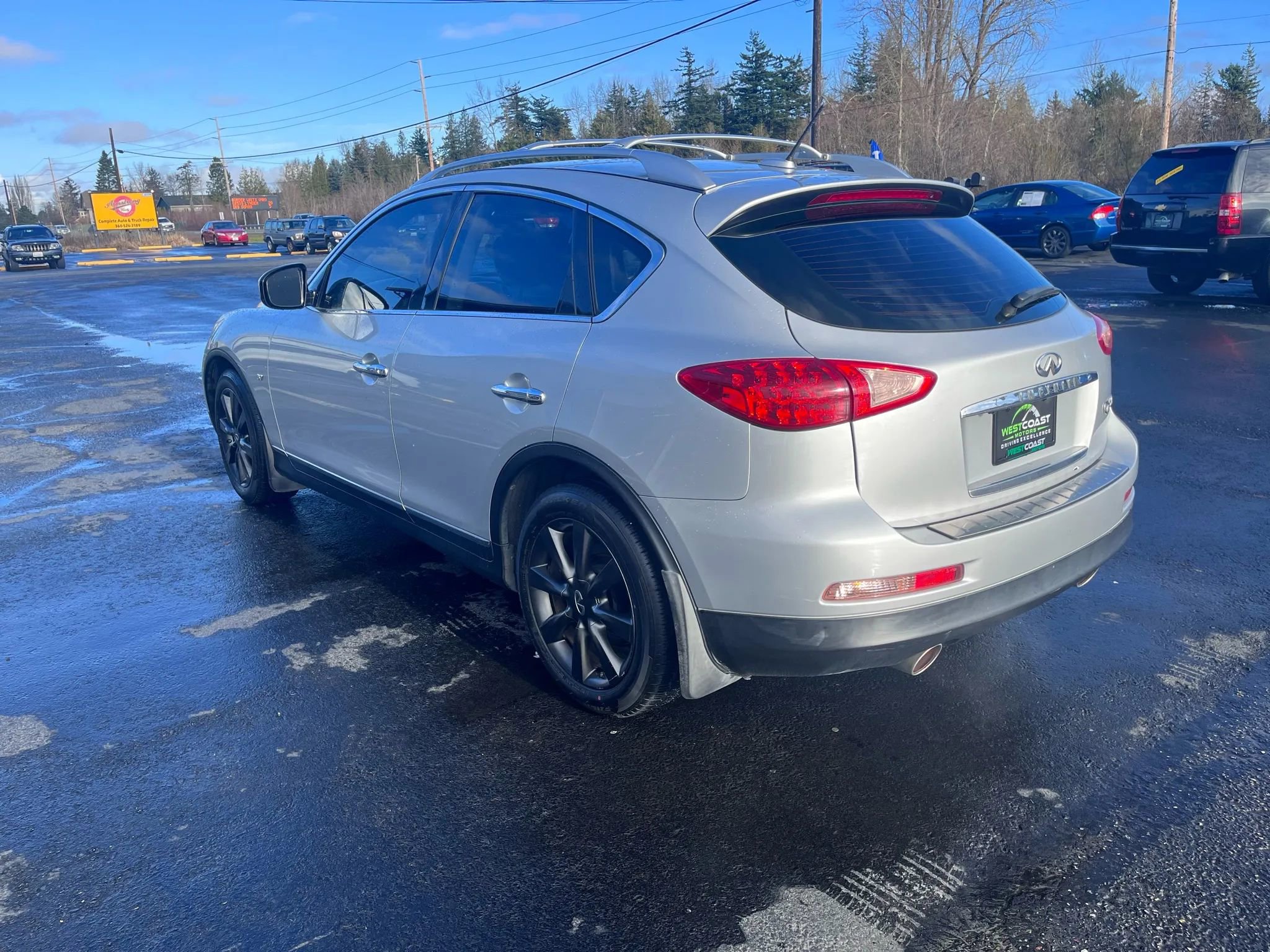 Used 2015 INFINITI QX50 AWD image 5
