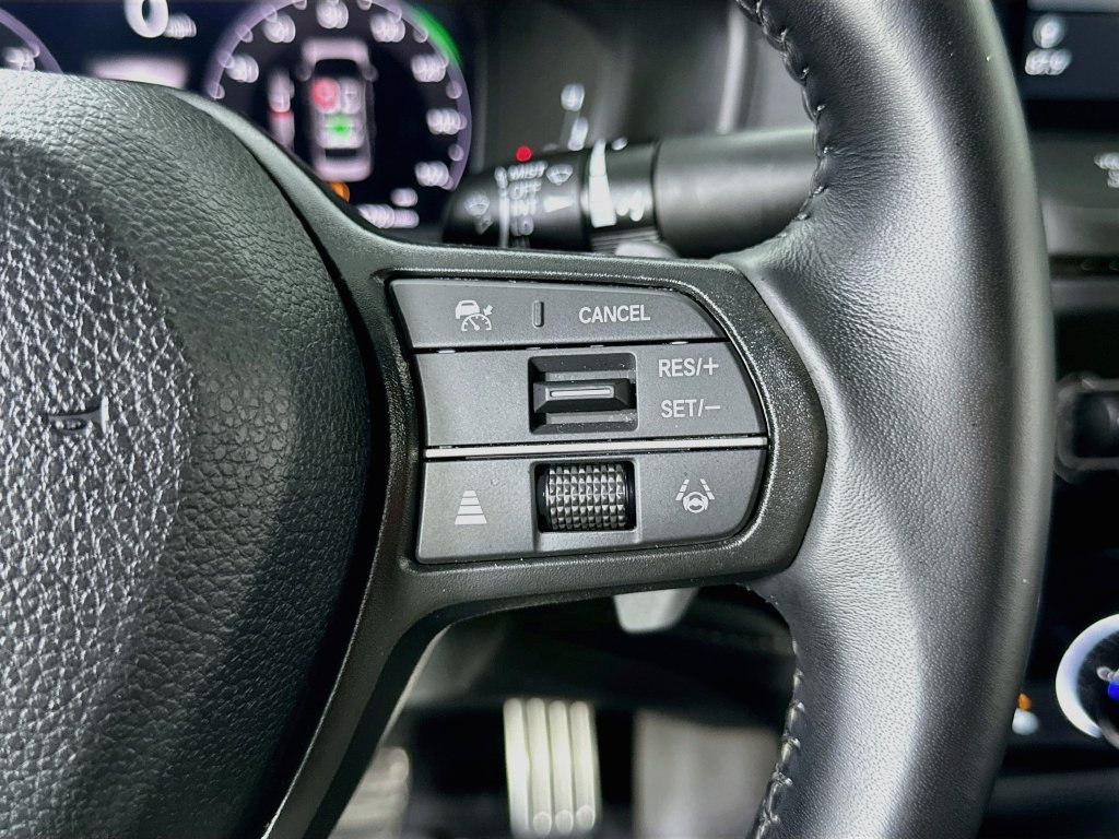 Used 2025 Honda Accord Sport image 25