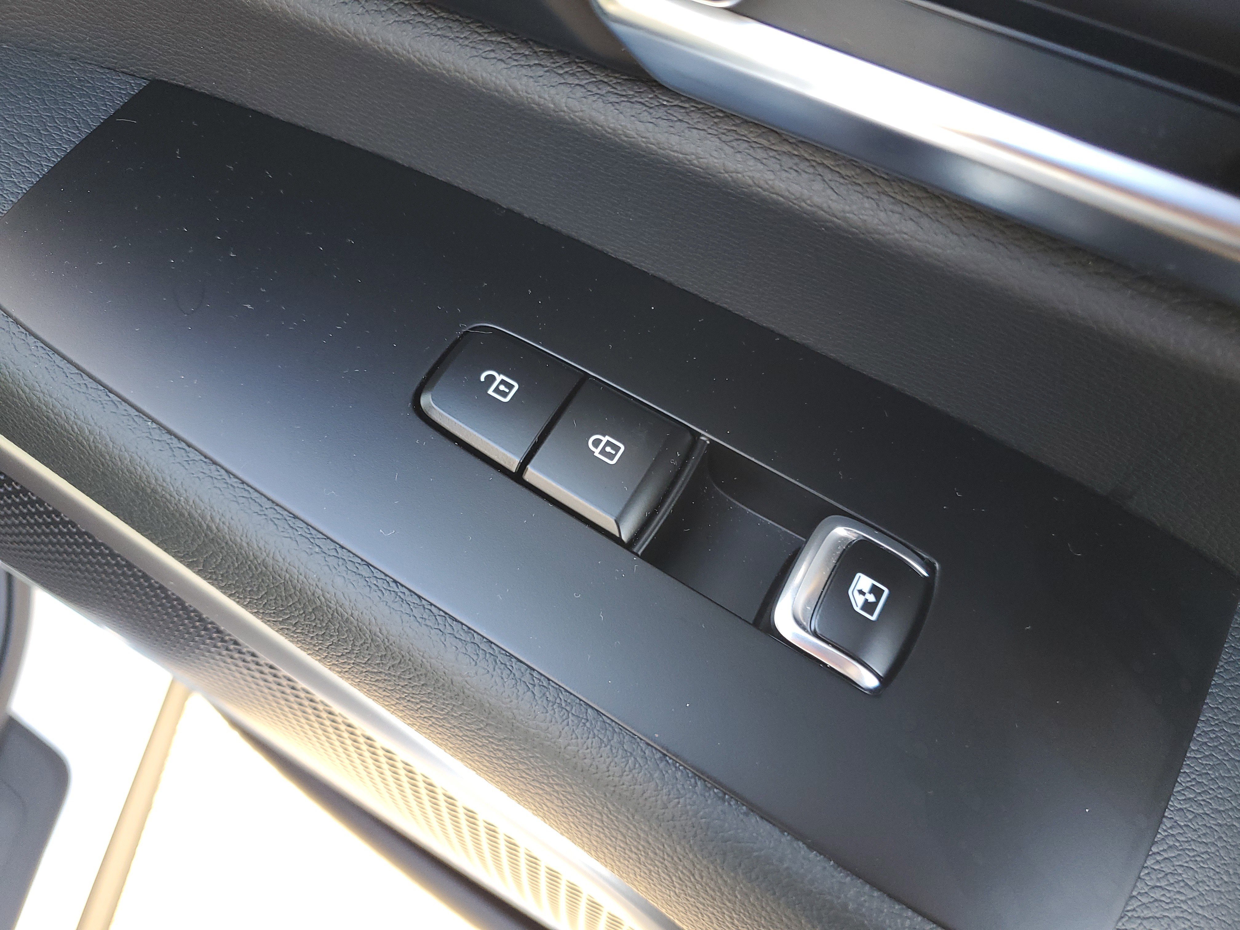 Certified 2025 Kia Telluride AWD image 10