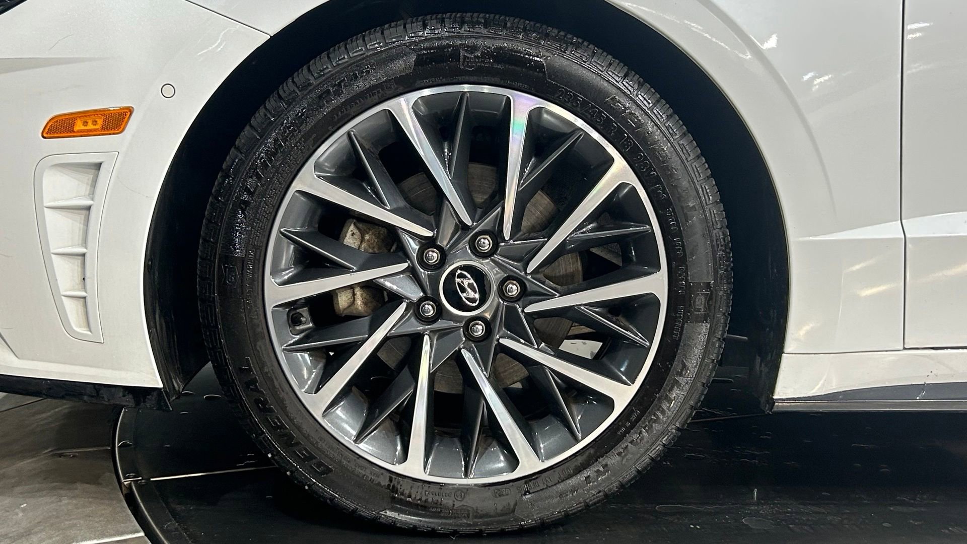Used 2020 Hyundai Sonata Limited FWD image 24