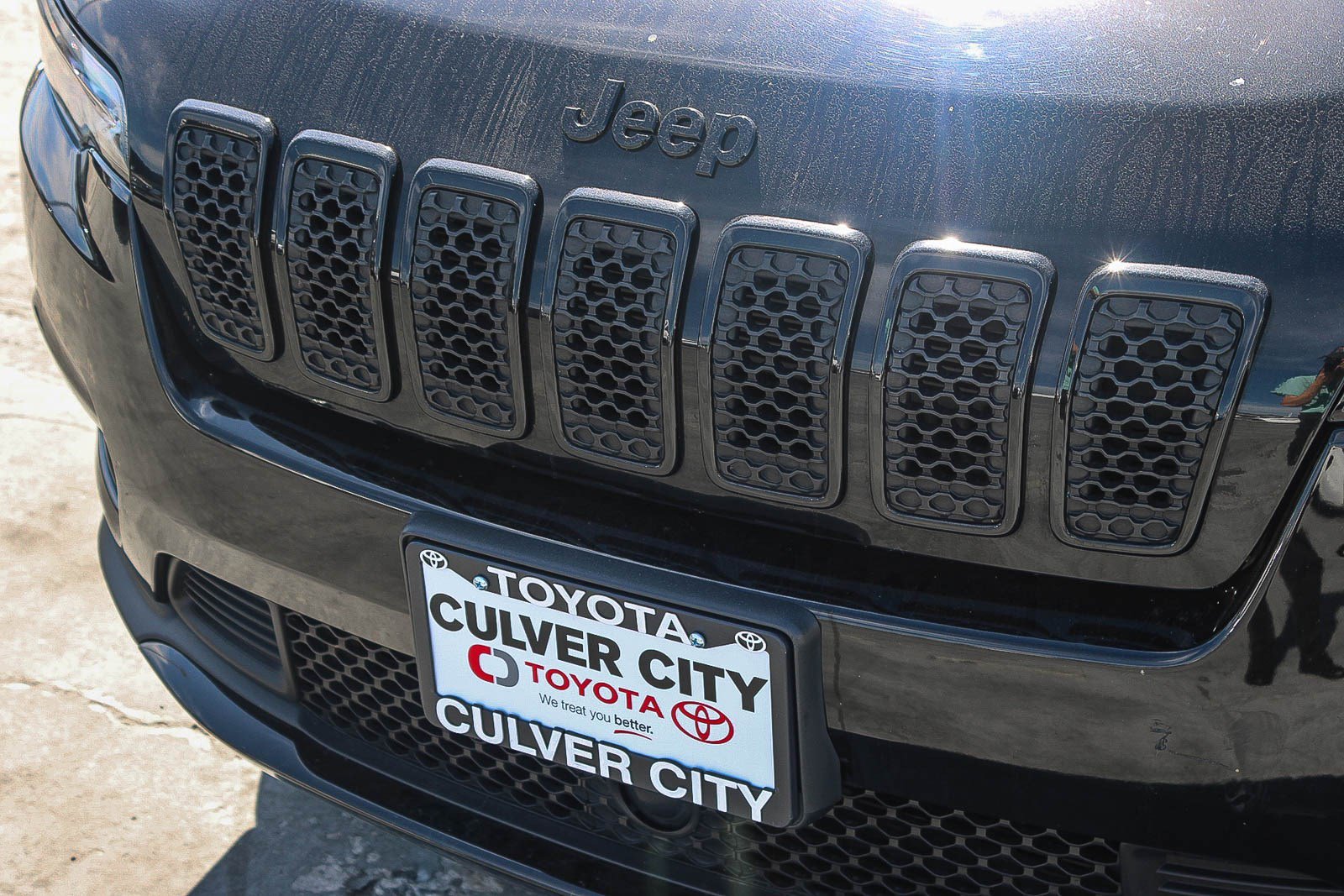 Used 2021 Jeep Cherokee Latitude Plus image 6