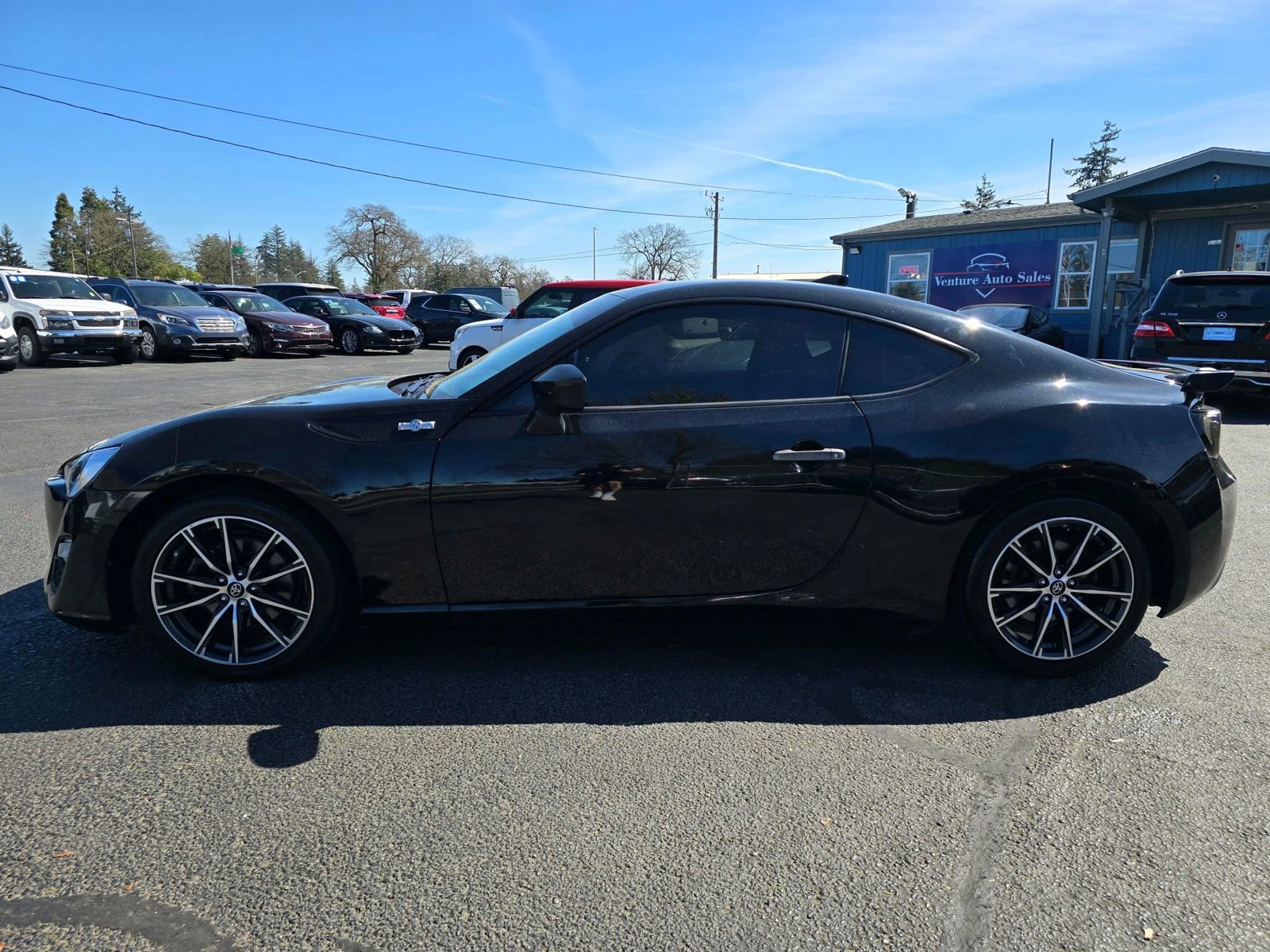 Used 2016 Scion FR-S image 2