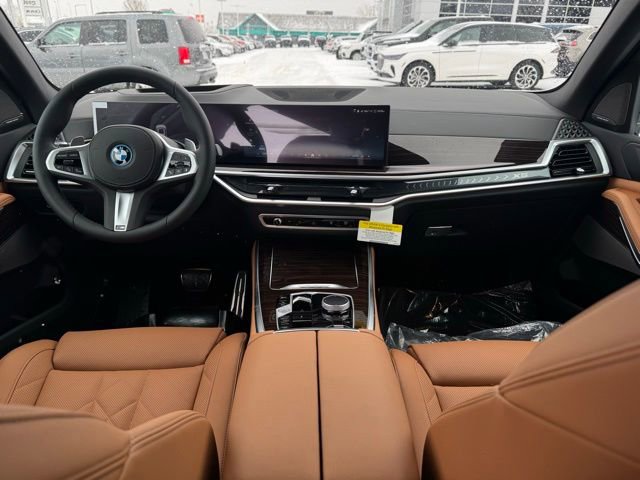 New 2026 BMW X5 xDrive50e w/ M Sport Package image 29