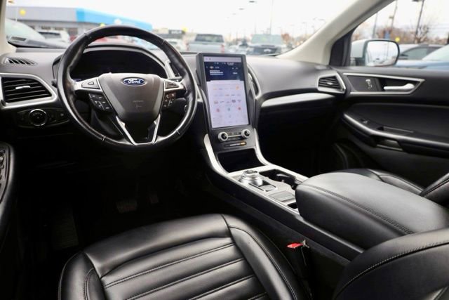 Used 2023 Ford Edge SEL image 29