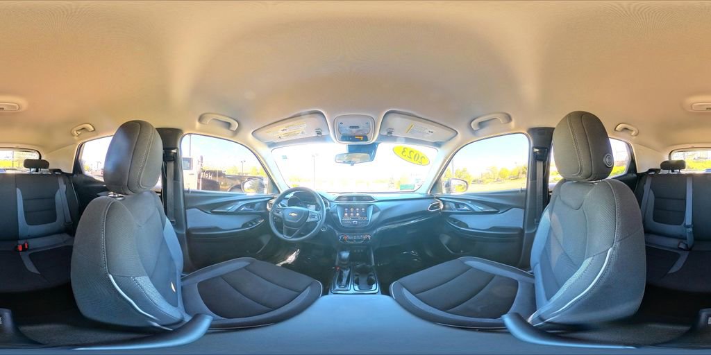 Used 2023 Chevrolet TrailBlazer LT image 37