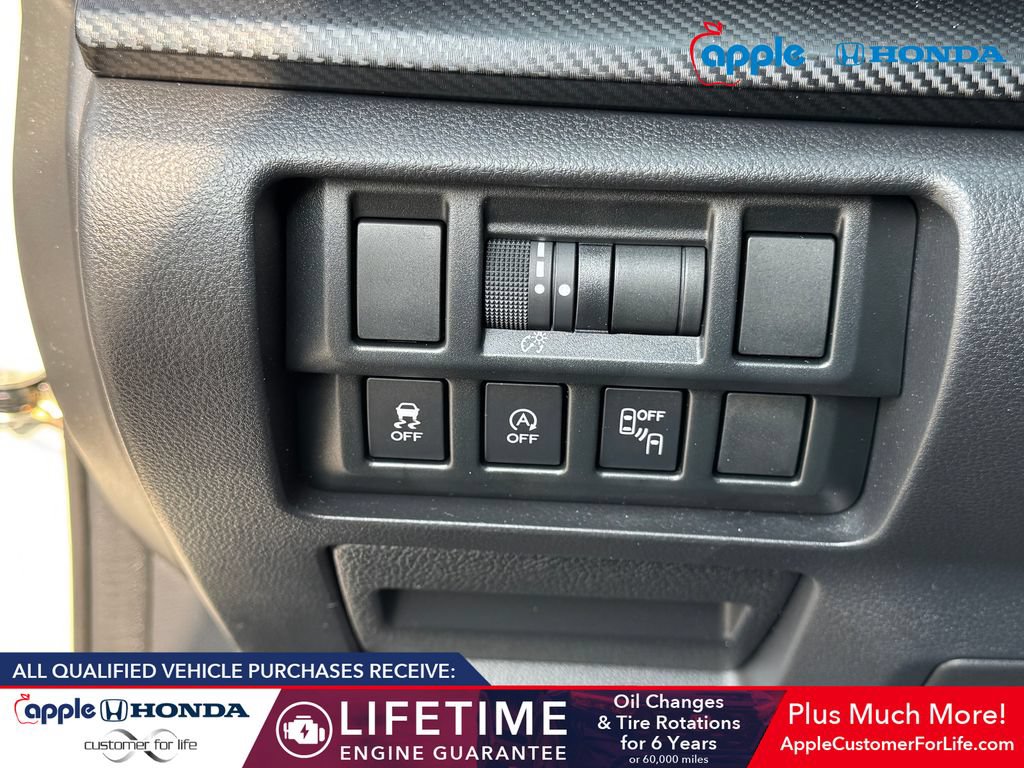 Used 2023 Subaru Crosstrek 2.0i Premium AWD/4WD image 28