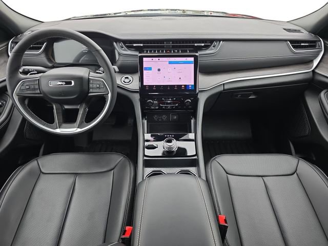 Used 2025 Jeep Grand Cherokee L Limited w/ Luxury Tech Group II AWD/4WD image 10