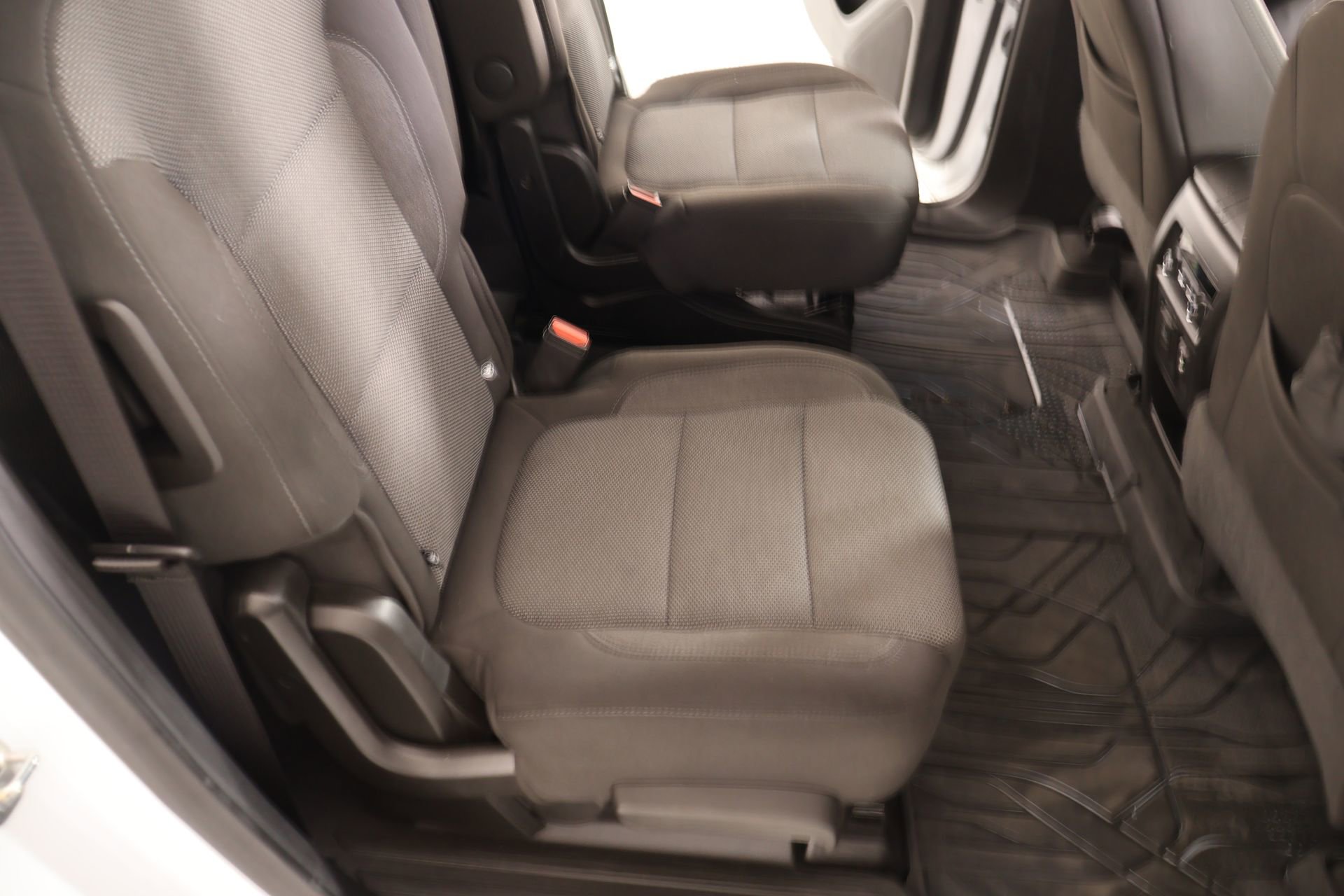 Used 2023 Chevrolet Traverse LT w/ LPO, Floor Liner Package image 14