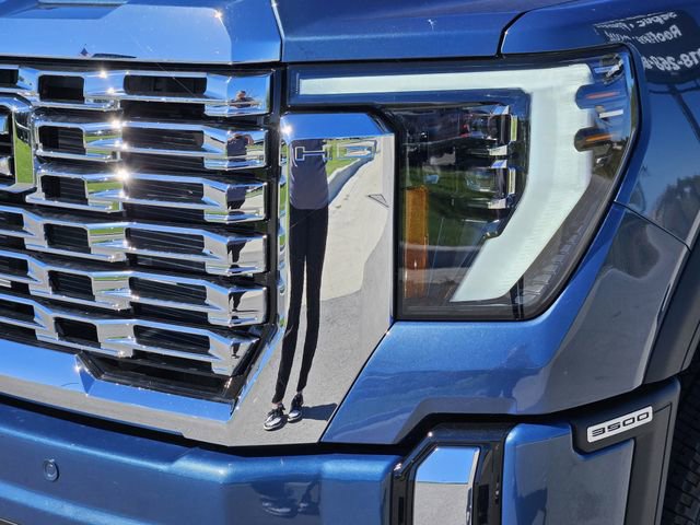 New 2026 GMC Sierra 3500 Denali w/ Denali Reserve Package image 5