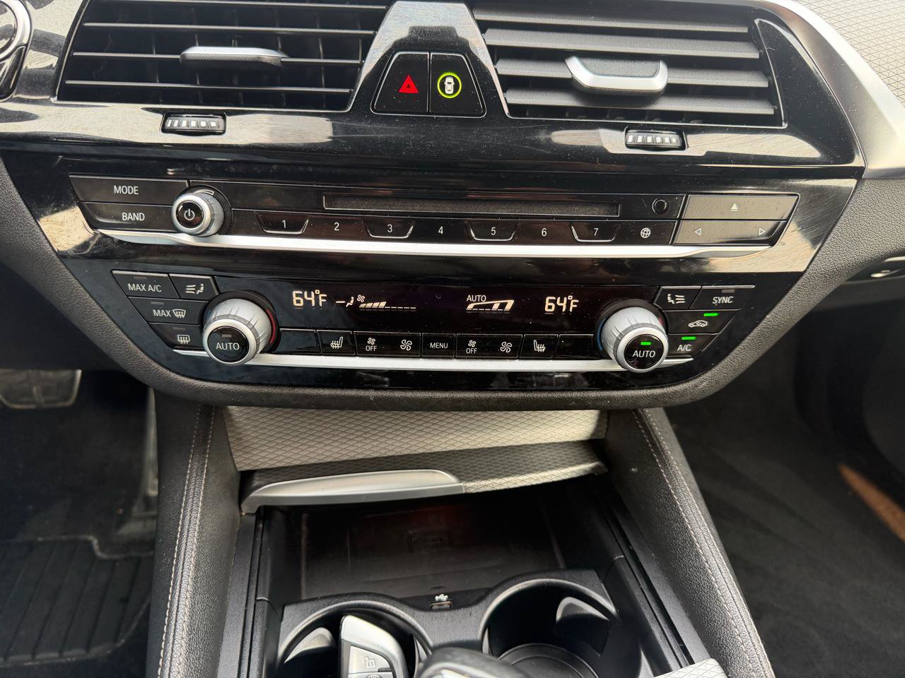 Used 2019 BMW 640i Gran Turismo xDrive w/ M Sport Package AWD/4WD image 15