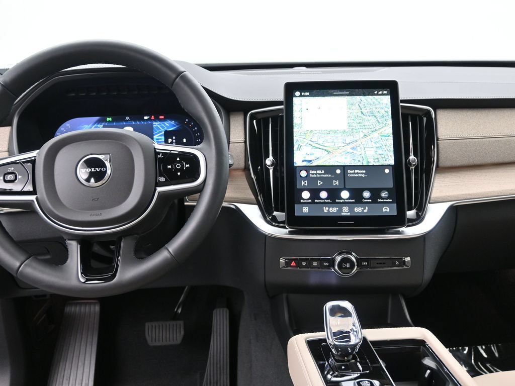 New 2026 Volvo XC90 B6 Plus w/ Protection Package Premier AWD/4WD image 12