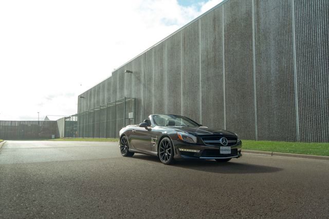 Used 2013 Mercedes-Benz SL 63 AMG image 32