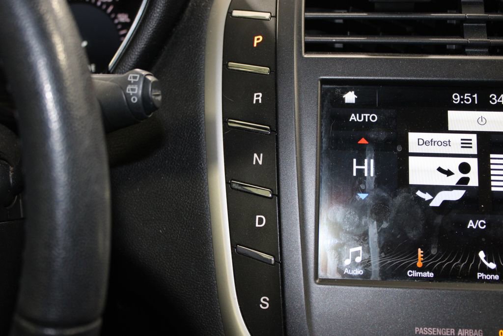 Used 2018 Lincoln MKC Premiere image 27