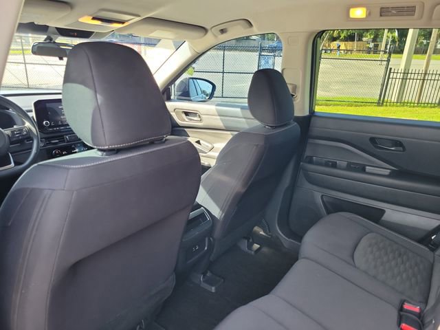 Used 2024 Nissan Pathfinder S AWD/4WD image 27
