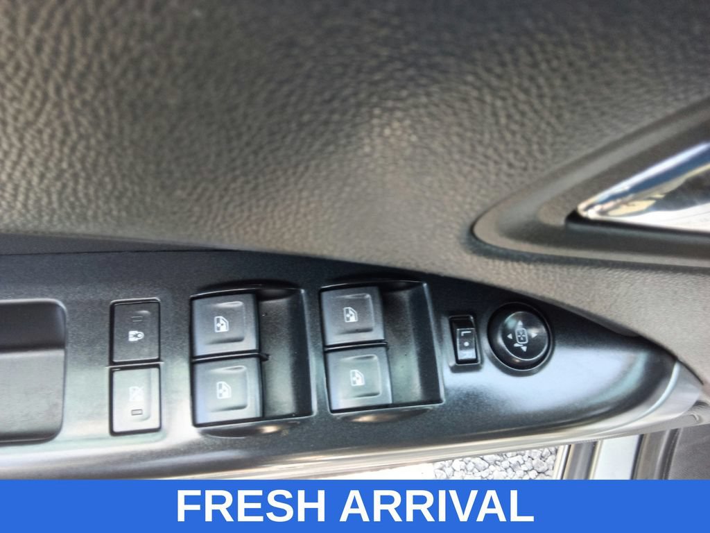 Used 2022 Chevrolet Colorado LT AWD/4WD image 18