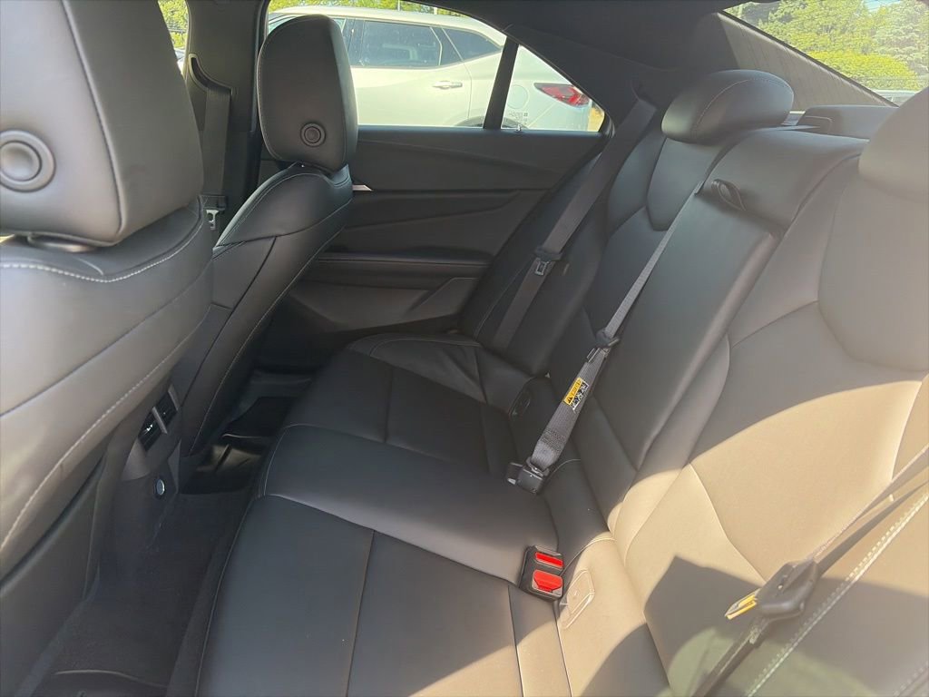 Used 2021 Cadillac CT4 Luxury w/ Cold Weather Package AWD/4WD image 13