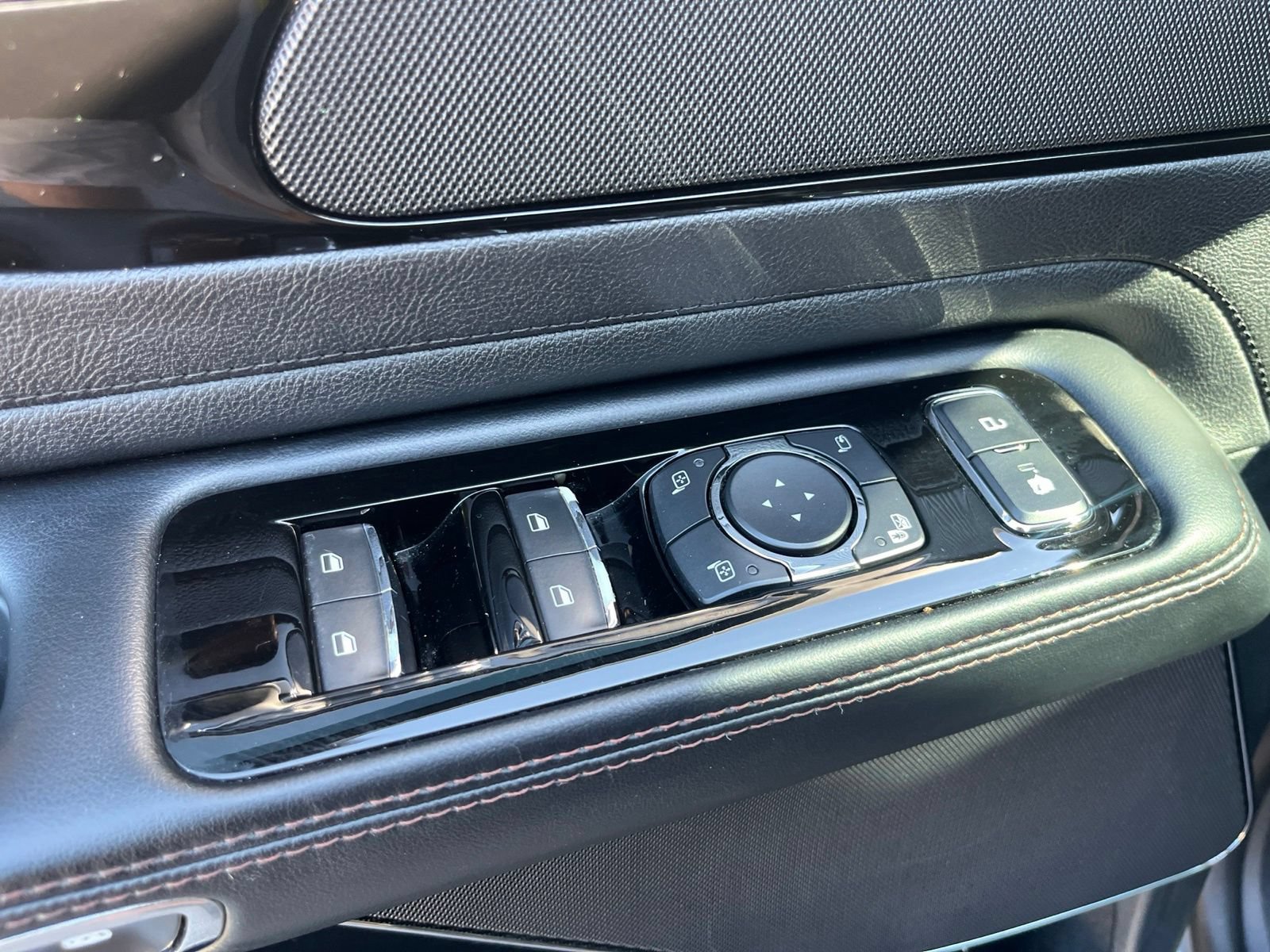 Used 2021 Lincoln Aviator Reserve RWD image 13
