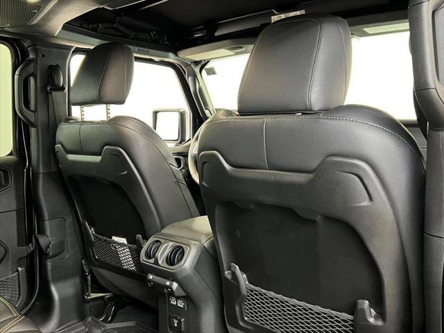 Certified 2024 Jeep Wrangler Sahara w/ Technology Group image 17