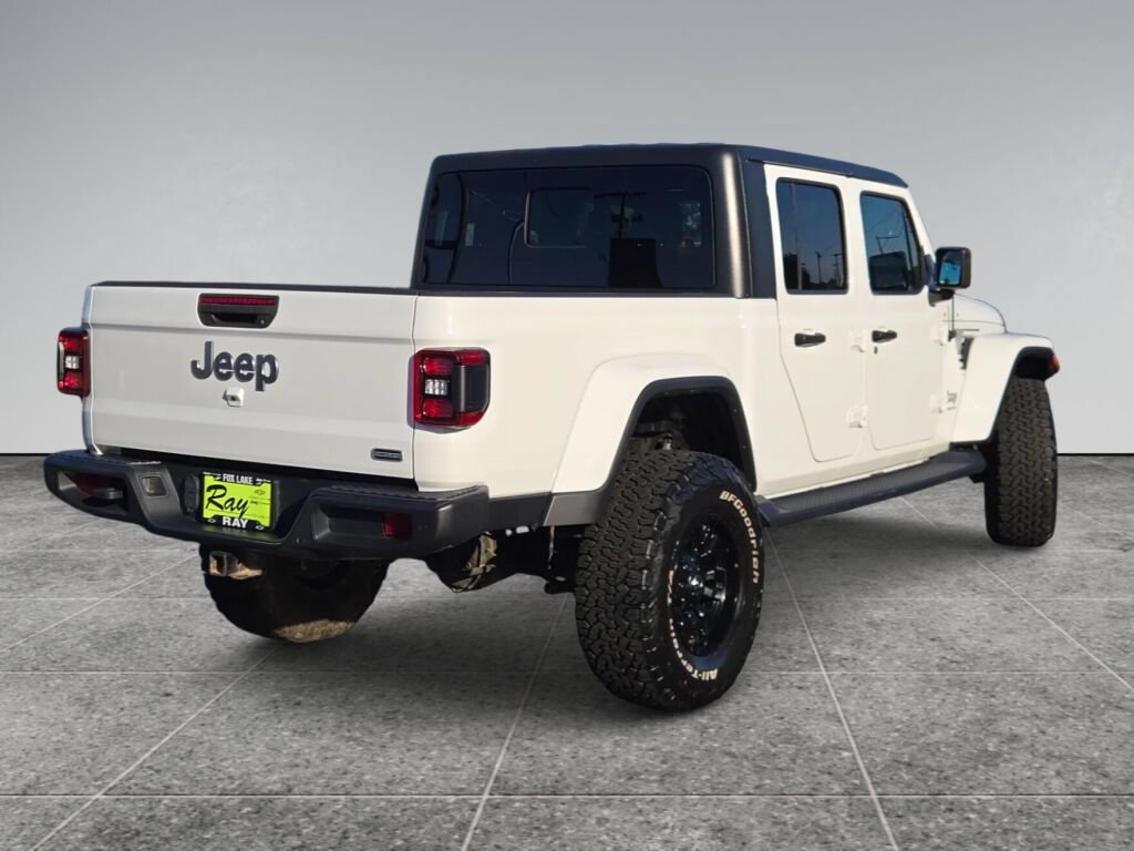 Certified 2020 Jeep Gladiator Overland AWD/4WD image 13