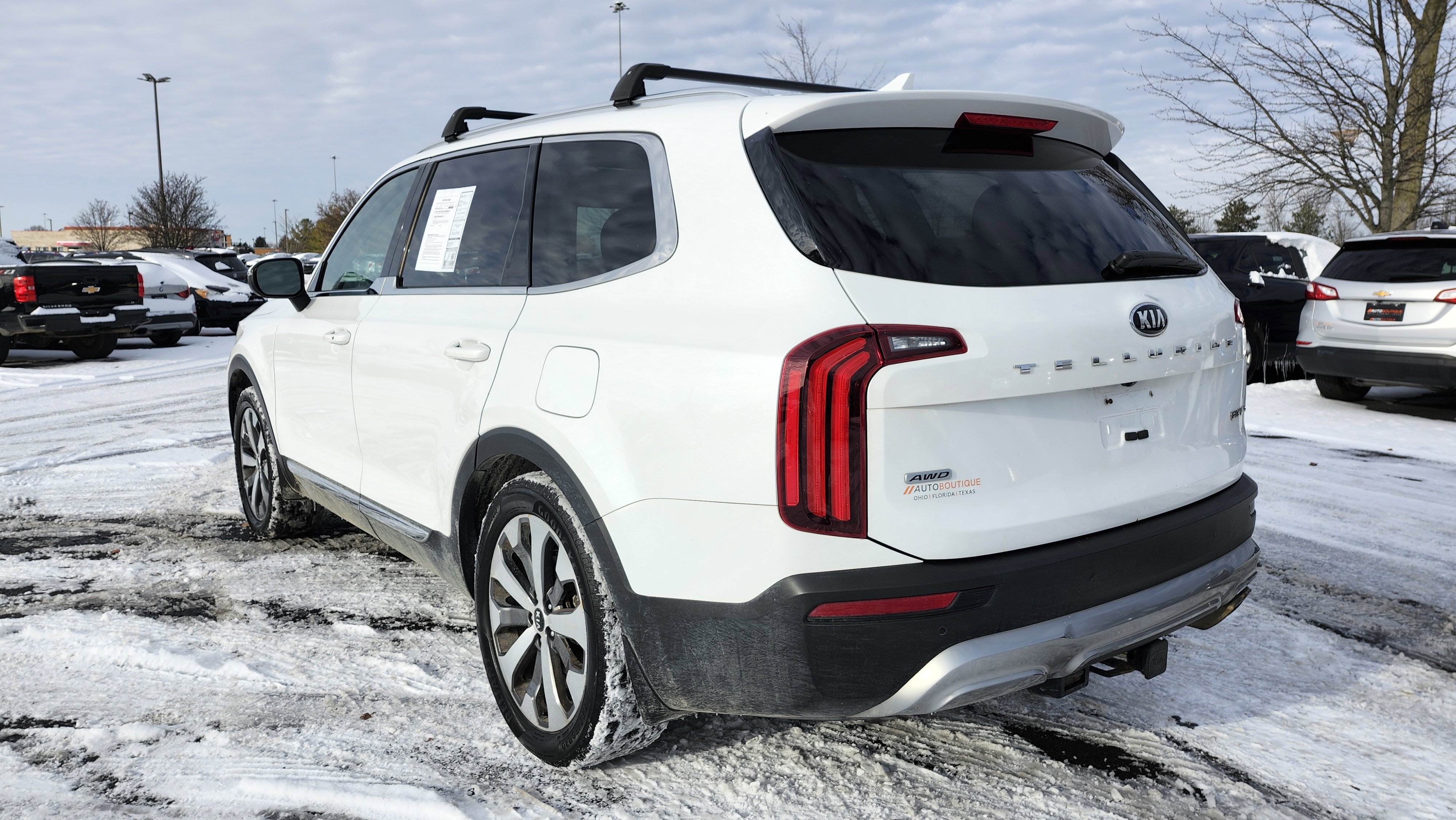 Used 2020 Kia Telluride EX w/ EX Premium Package image 18