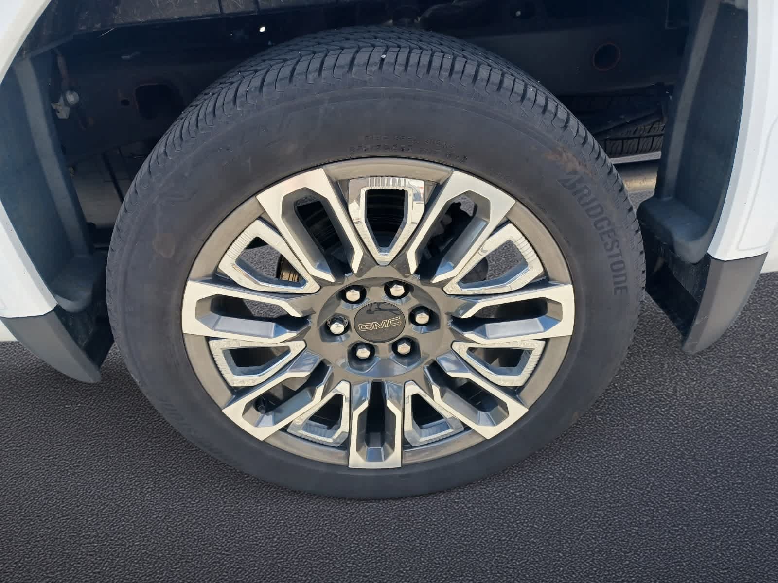 Used 2024 GMC Sierra 1500 Denali Ultimate AWD/4WD image 31