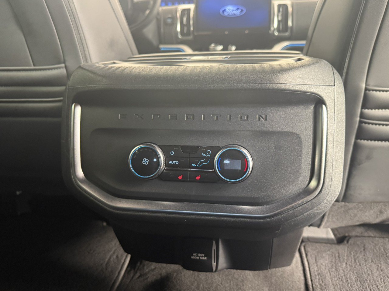 Used 2025 Ford Expedition Max Platinum w/ Stealth Appearance Package AWD/4WD image 14