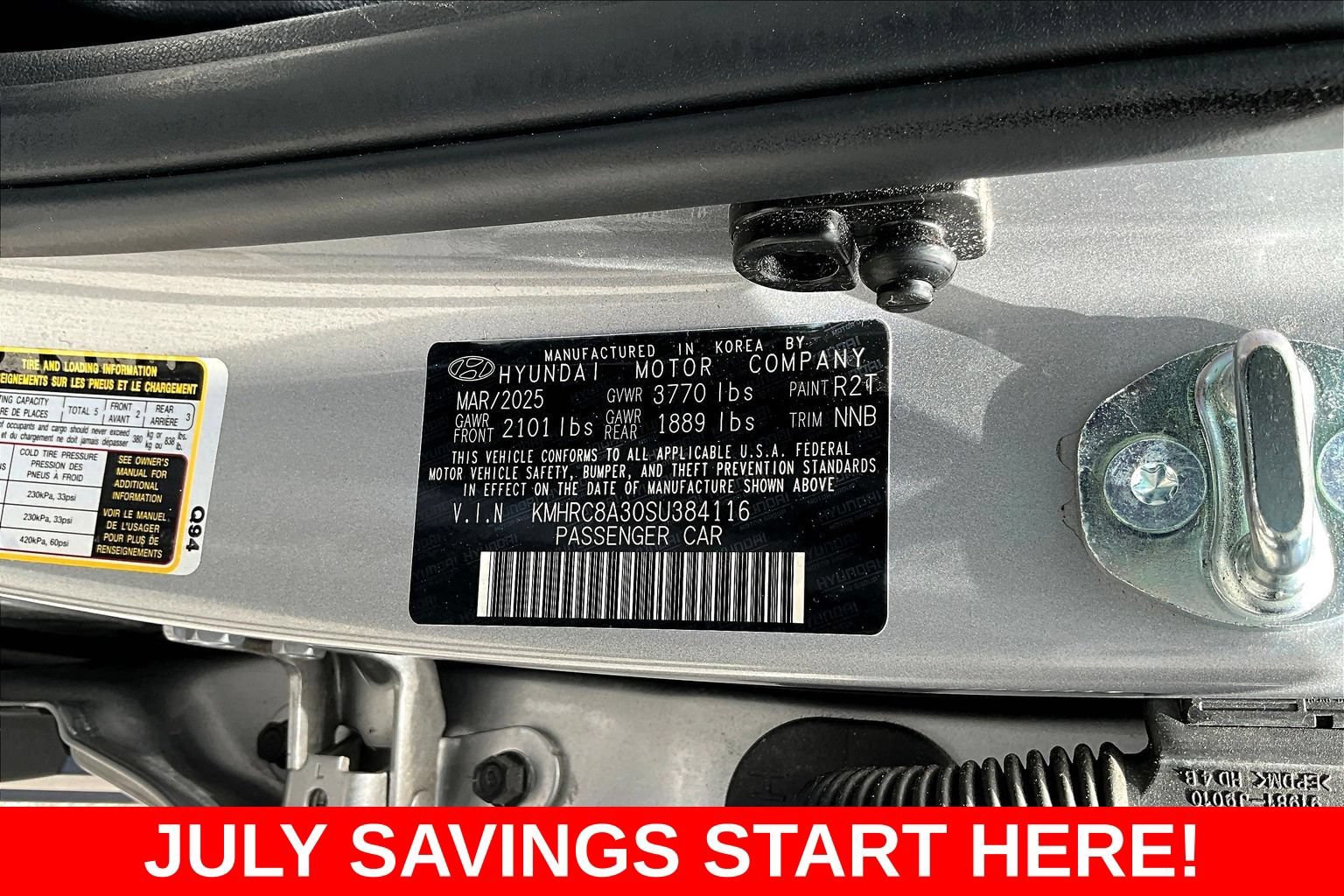 Used 2025 Hyundai Venue SEL FWD image 25