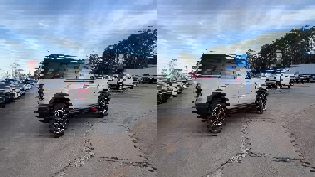 New 2025 Ford Bronco Sport Outer Banks image 7