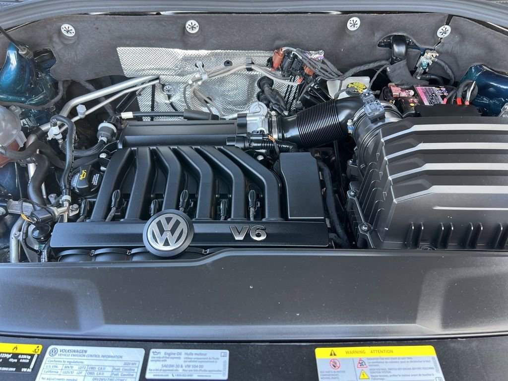 Used 2023 Volkswagen Atlas Cross Sport SEL Premium R-Line image 25