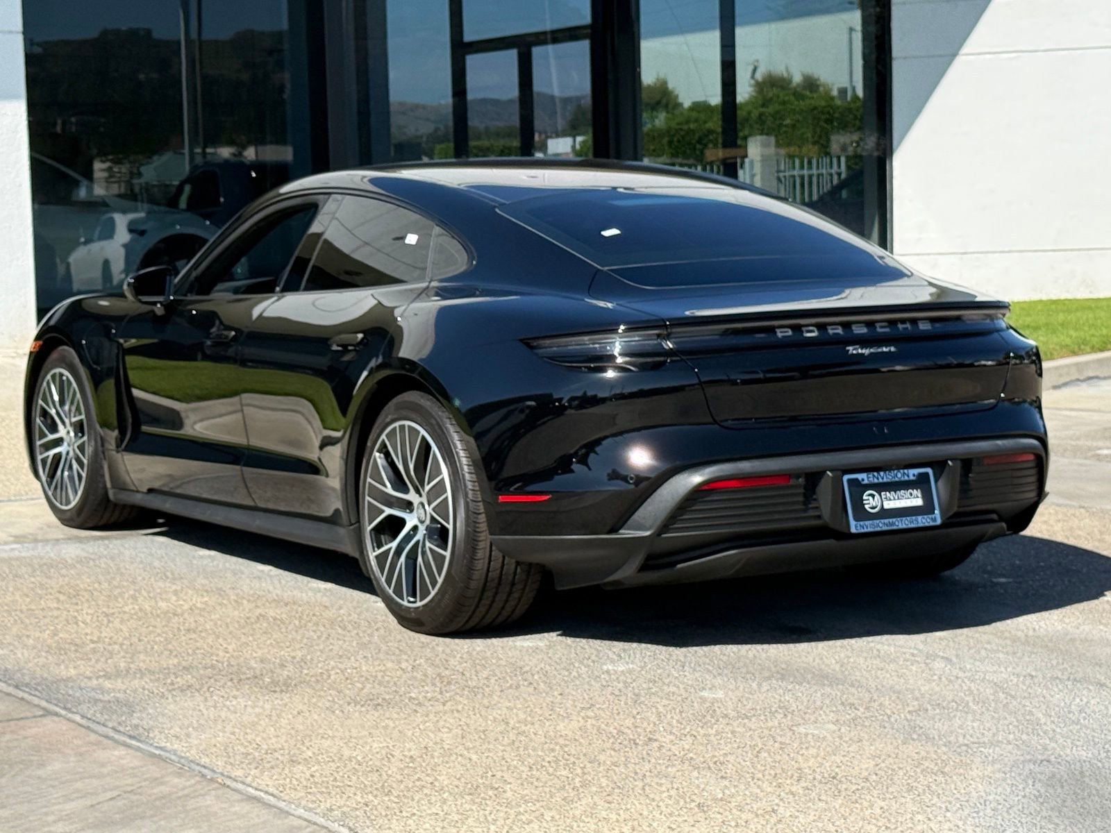Used 2024 Porsche Taycan RWD image 11