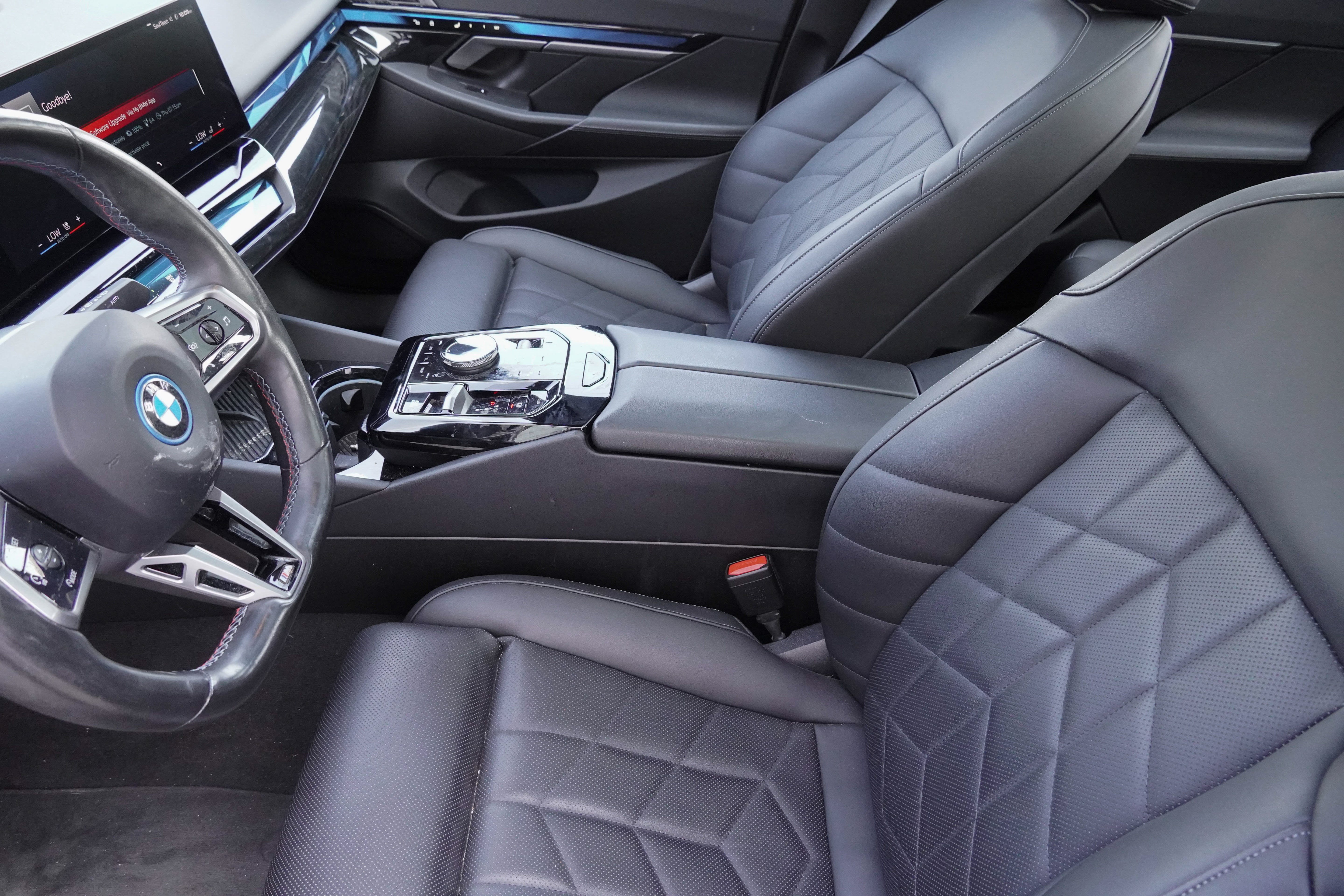 Certified 2024 BMW i5 M60 w/ Premium Package AWD/4WD image 11