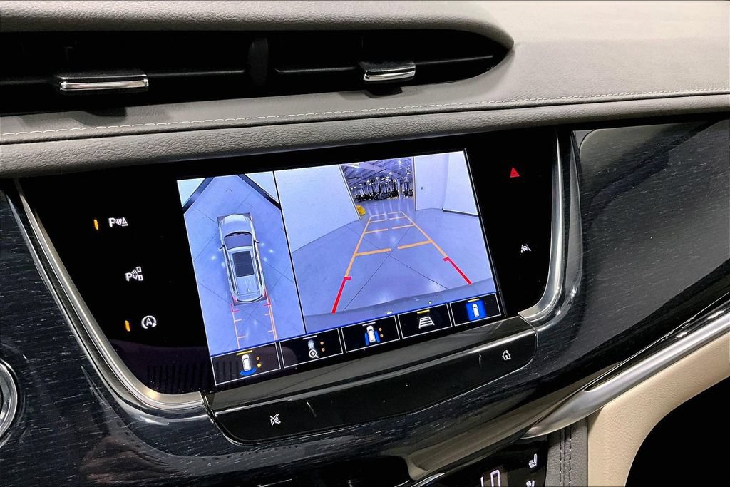 Used 2024 Cadillac XT6 Premium Luxury w/ Technology Package FWD image 28