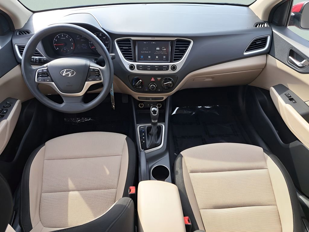 Used 2022 Hyundai Accent SEL image 10