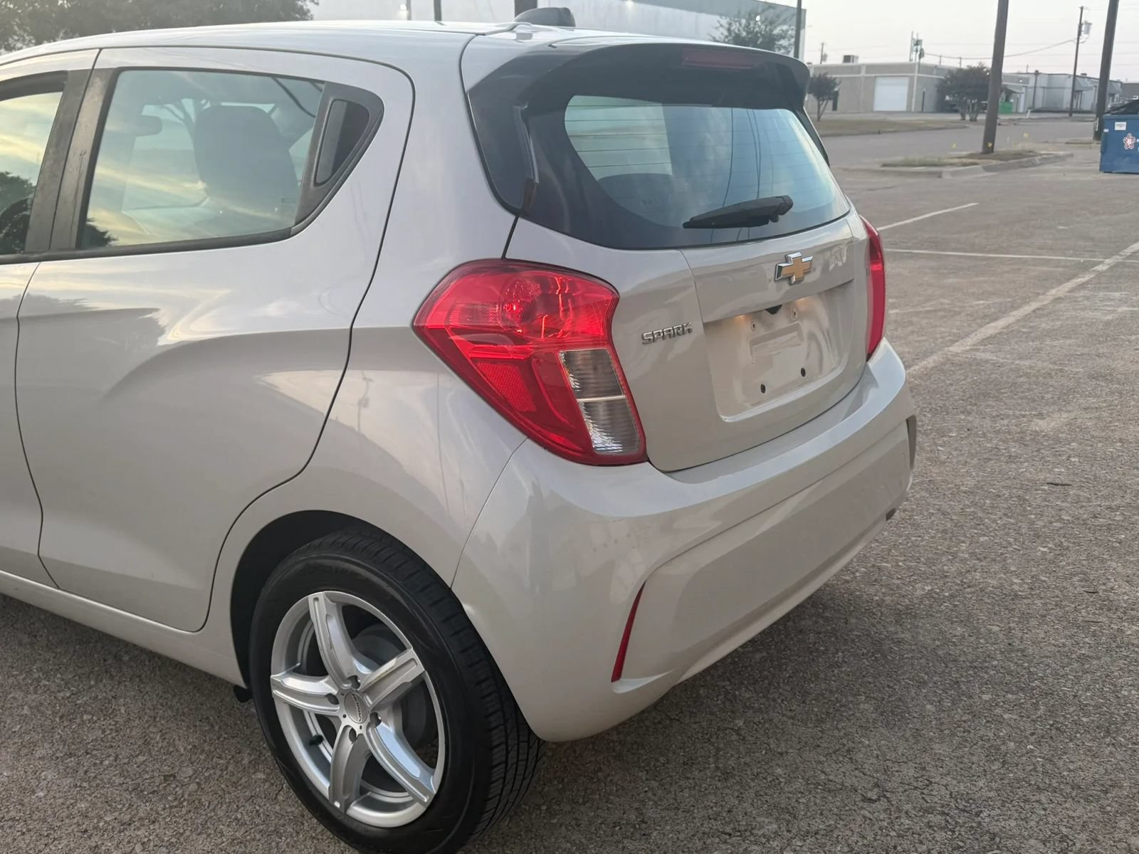 Used 2021 Chevrolet Spark LT FWD image 6
