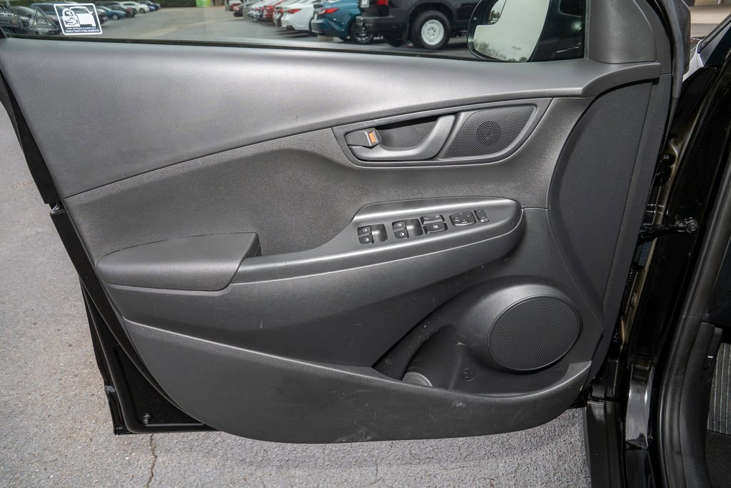 Used 2018 Hyundai Kona SE image 10