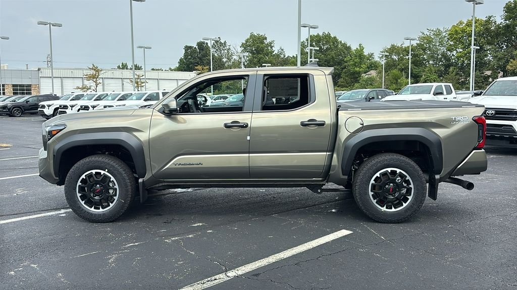 New 2026 Toyota Tacoma TRD Off-Road w/ TRD Off Road Premium Package AWD/4WD image 4