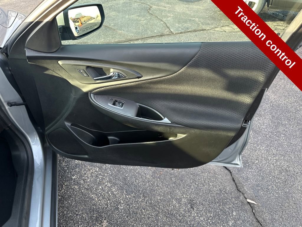 Used 2023 Chevrolet Malibu LT image 40