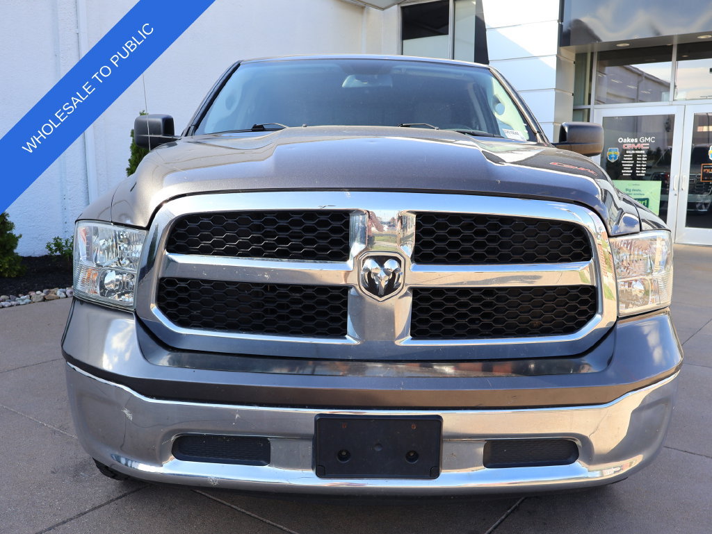 Used 2016 RAM 1500 Classic SLT AWD/4WD image 2