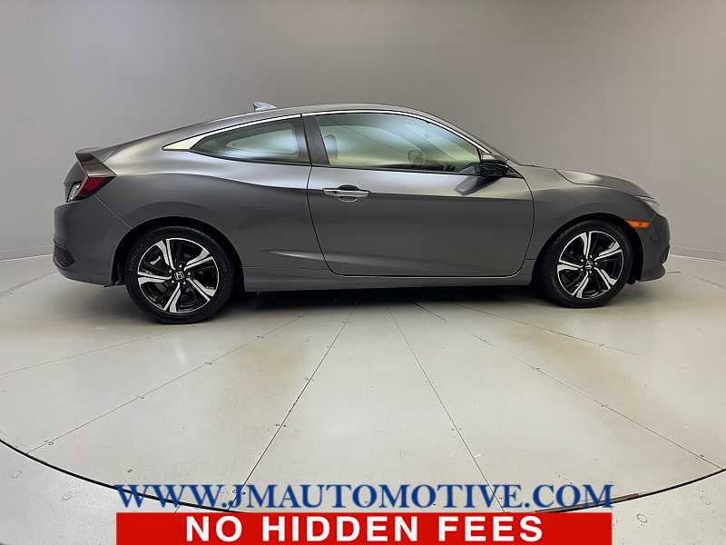 Used 2017 Honda Civic Touring image 6