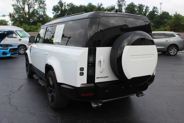 Used 2026 Land Rover Defender 130 V8 AWD/4WD image 13