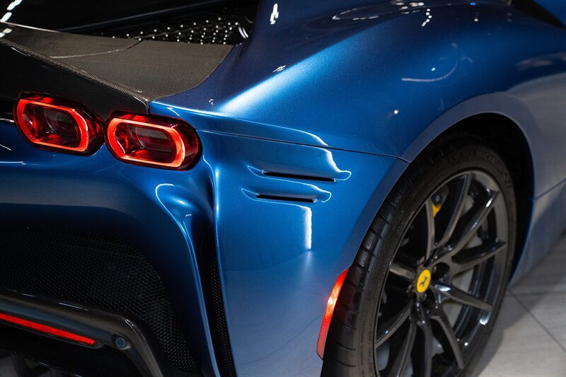 Used 2021 Ferrari SF90 Stradale AWD/4WD image 39