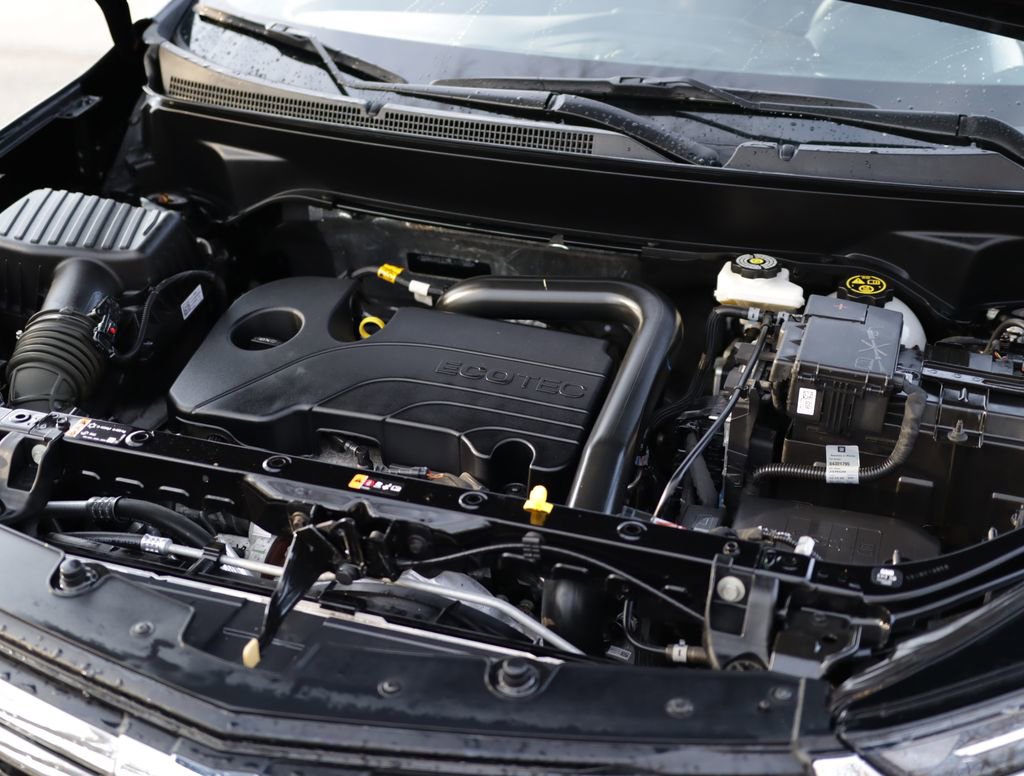 Used 2024 Chevrolet Equinox LT w/ LPO, Floor Liner Package image 29