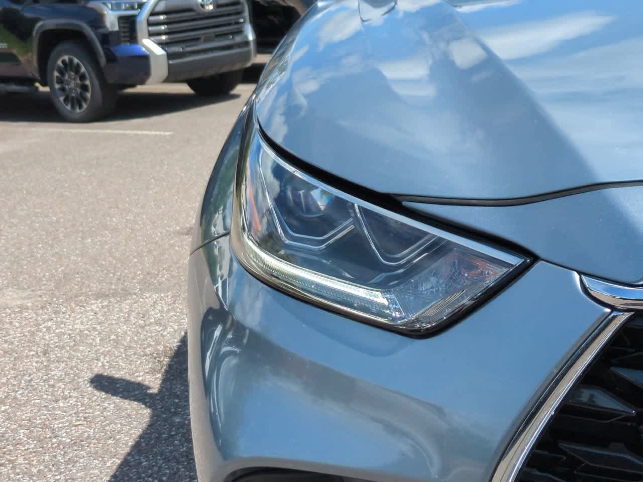 Certified 2024 Toyota Highlander Platinum AWD/4WD image 10