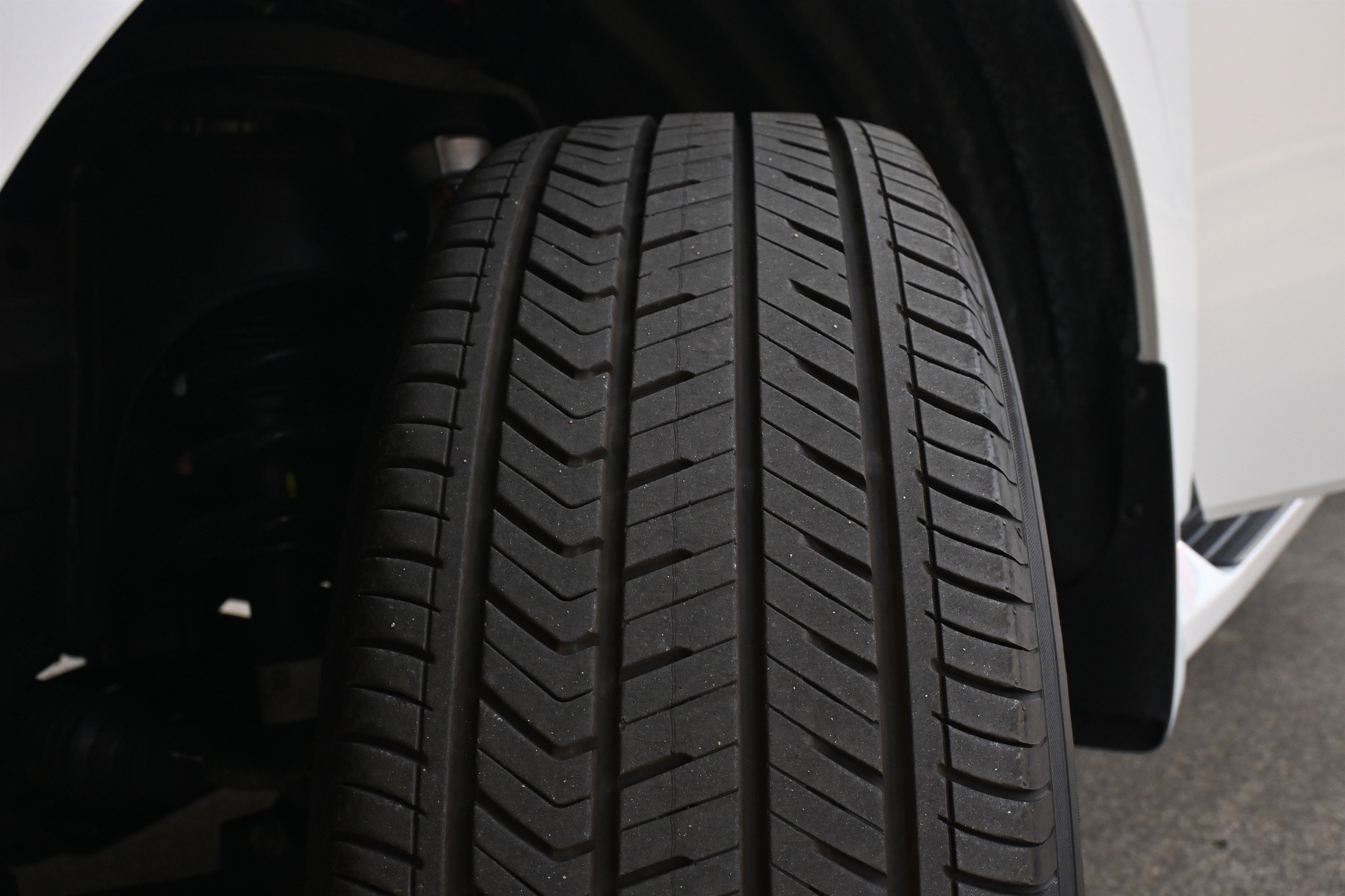 Used 2025 INFINITI QX80 Pure w/ Cargo Package image 35