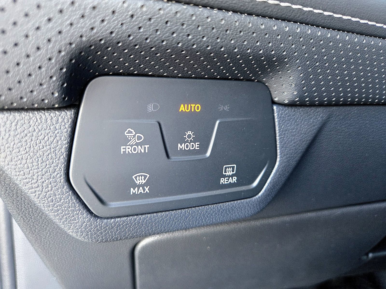 New 2026 Volkswagen Atlas SE image 15