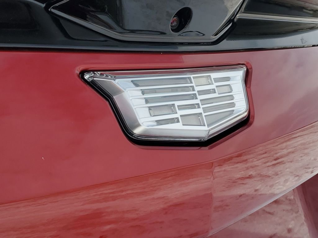 New 2026 Cadillac Optiq Luxury 1 image 25