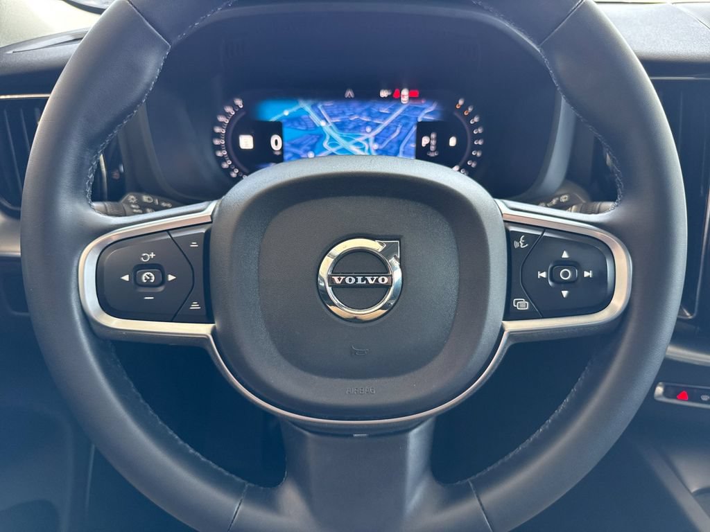 Certified 2023 Volvo XC60 B5 Core w/ Climate Package AWD/4WD image 23